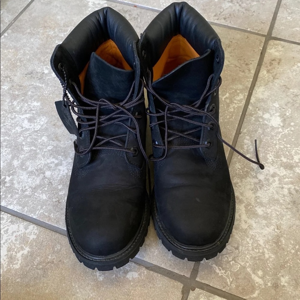 Timberlands - Picture 2 of 4